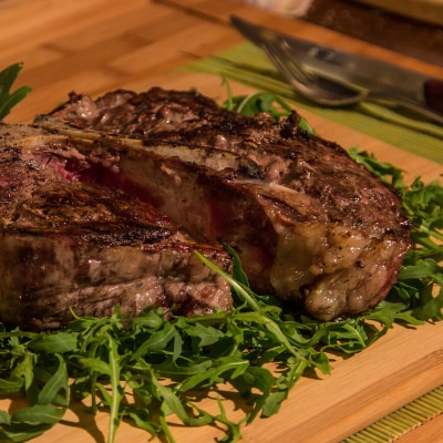 STEAKS